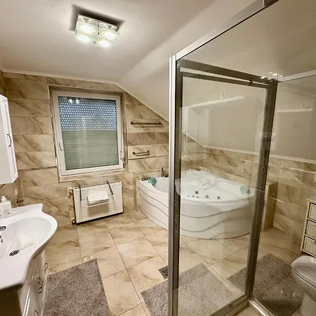 Apartmán Central-aqua Gyula