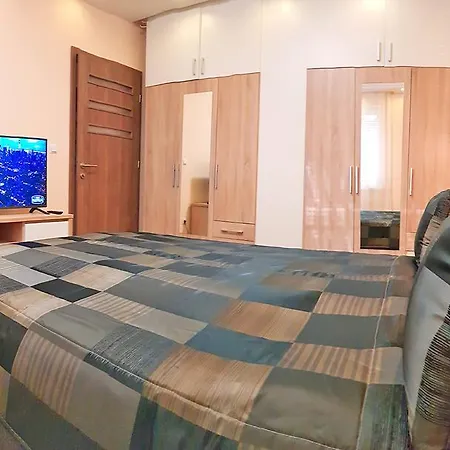 Central-aqua Apartment Gyula