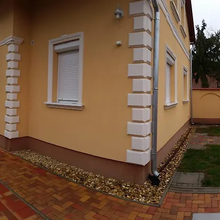 Central-aqua Apartmán