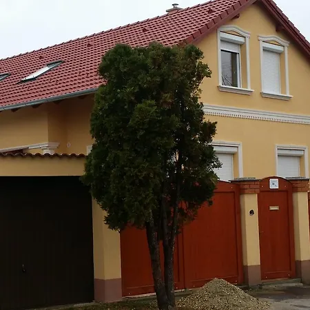 Apartment Central-aqua Gyula